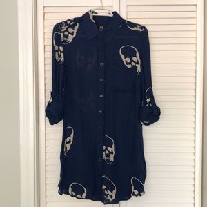 EUC - e.vil queenofevil.com Skull Silk Blouse (M)